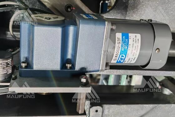 Automatische drie-messer trimmer machine Janpanese Keyance PLC-besturingssysteem schaalbaar docking ISM-systeem