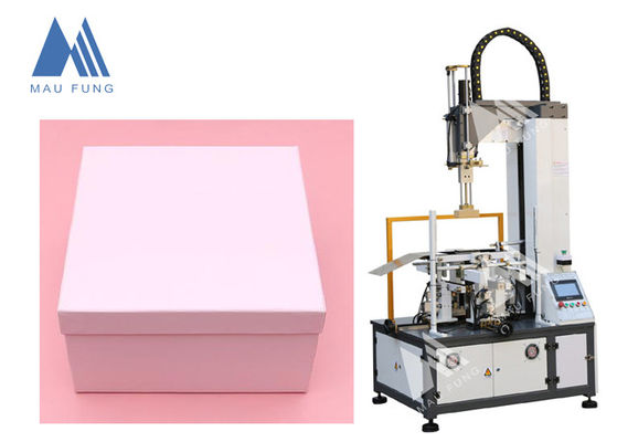 Kleine machine voor het maken van rigide dozen
