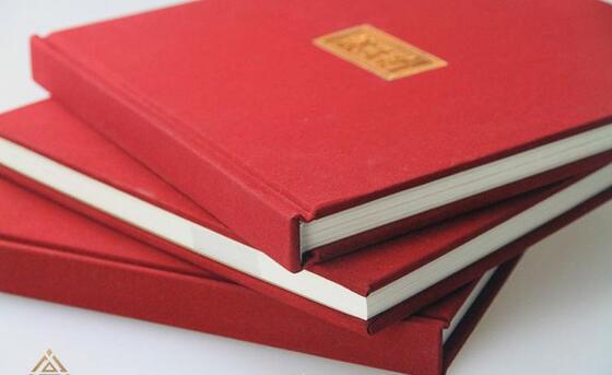 Maufung MF-PCM560EV Hydraulische Ronde Achterkant Boek Drukkrabber voor Bijbelboek